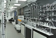 Photo of Ассортимент товаров в магазине сантехники